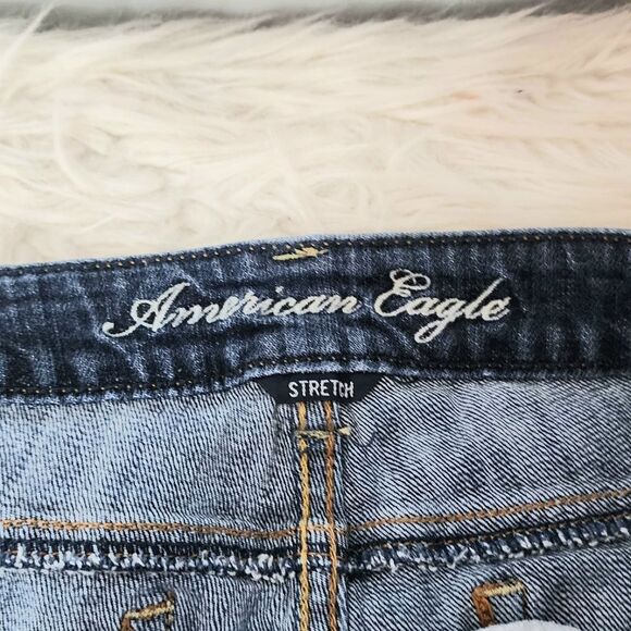 American Eagle stretch distressed denim jean women's size 2 cut off - Picture 8 of 8